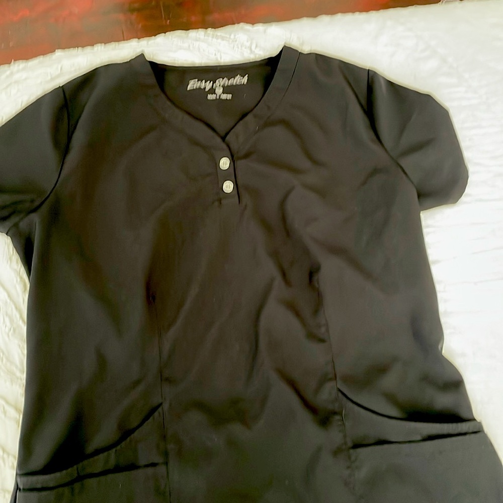 Easy Stretch scrub top